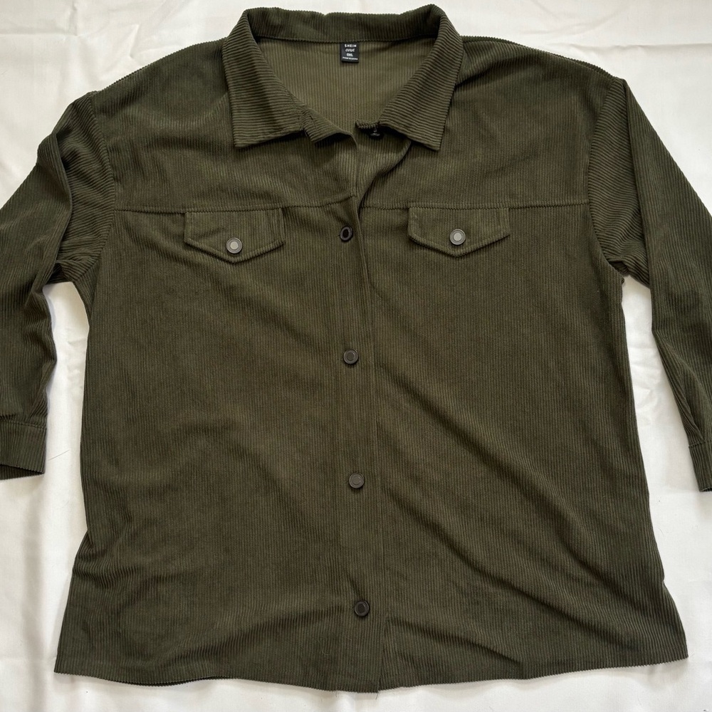 SHEIN Green Utility Jacket with Relaxed Fit